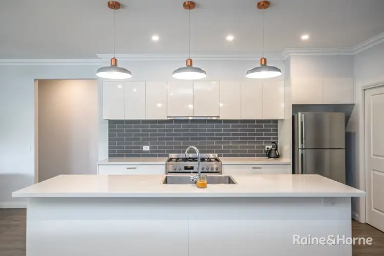 Fifth view of Homely house listing, 34 Geranium Drive, Sunbury VIC 3429