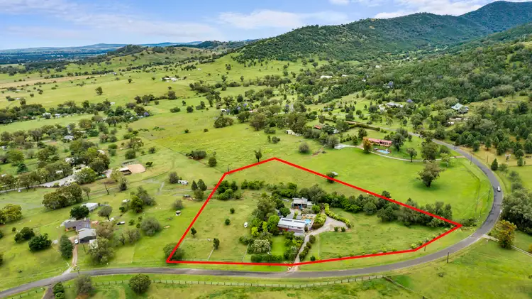 19 Stirling Road, Moore Creek NSW 2340