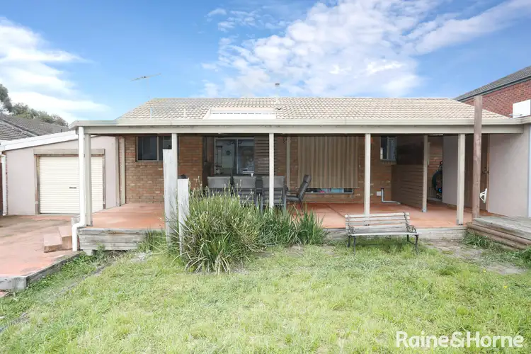Fourth view of Homely house listing, 25 Linden Close, Meadow Heights VIC 3048