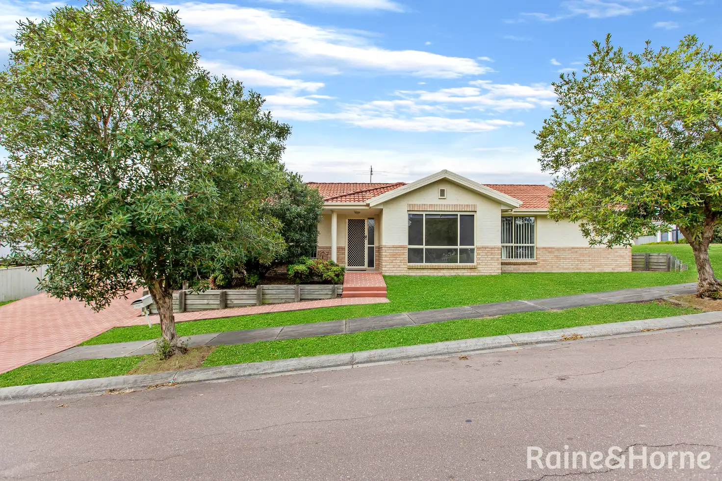 Main view of Homely house listing, 2 Gilmore Street, Cameron Park NSW 2285