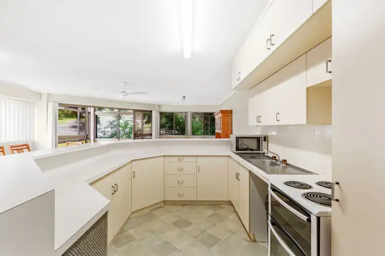 Fifth view of Homely unit listing, 1/105 Cambridge street, The Range QLD 4700