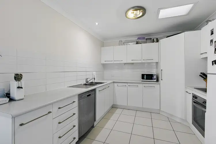 Third view of Homely house listing, 25 Tulip Street, Wynnum QLD 4178