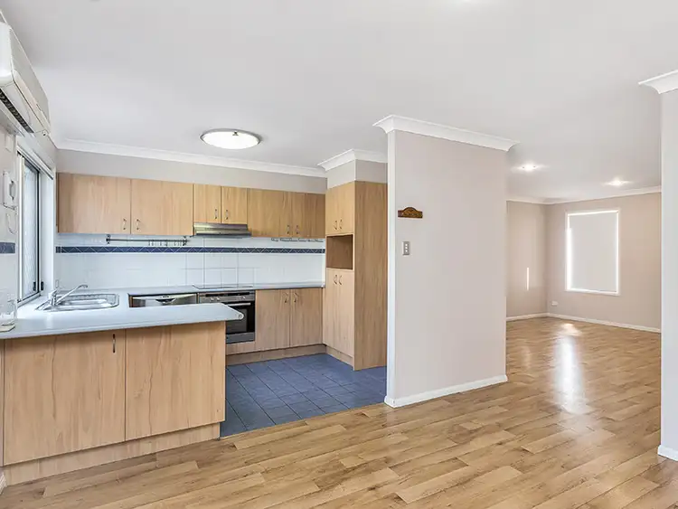 Fourth view of Homely townhouse listing, 27/10 Chapman Place, Oxley QLD 4075