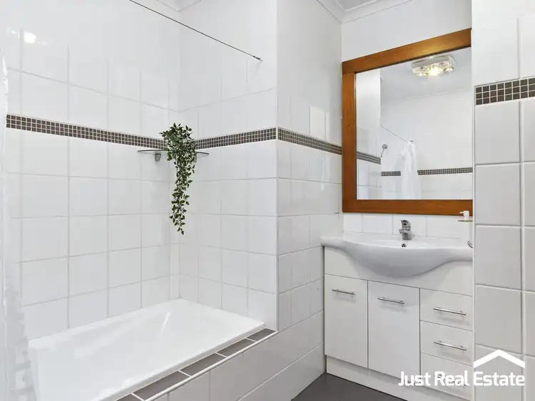 Sixth view of Homely house listing, 43 Mildura Crescent, Endeavour Hills VIC 3802