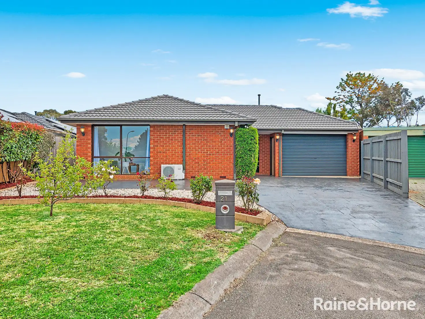 Main view of Homely house listing, 21 Mollisons Hill, Hampton Park VIC 3976