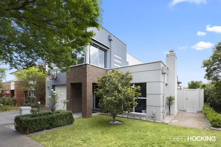 2 Inverness Place, Heatherton VIC 3202