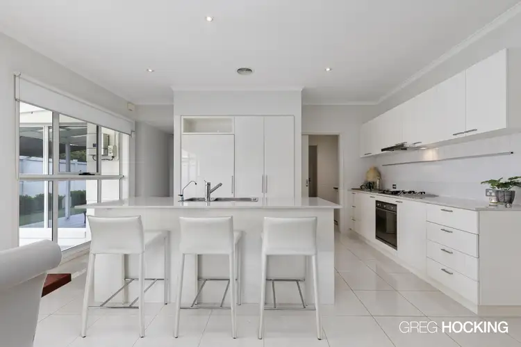 Fifth view of Homely house listing, 2 Inverness Place, Heatherton VIC 3202