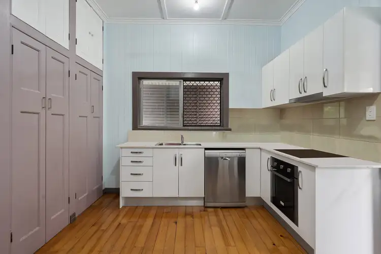 Fifth view of Homely house listing, 2 Aeroplane Street, Cannon Hill QLD 4170