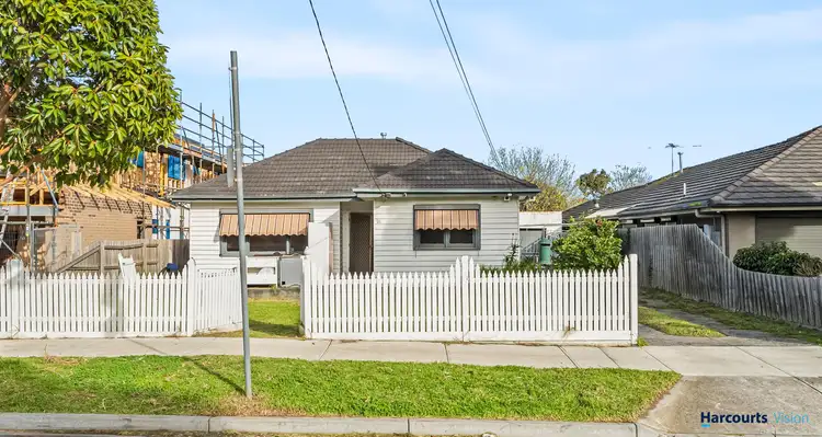 21 Deutscher Street, Avondale Heights VIC 3034