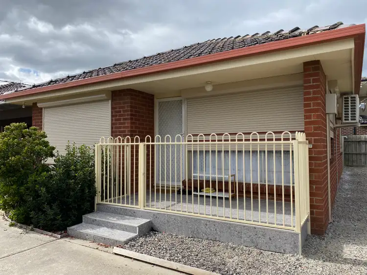 1/84 Conrad Street, St Albans VIC 3021