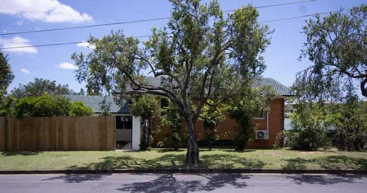 8 Hillsdale Street