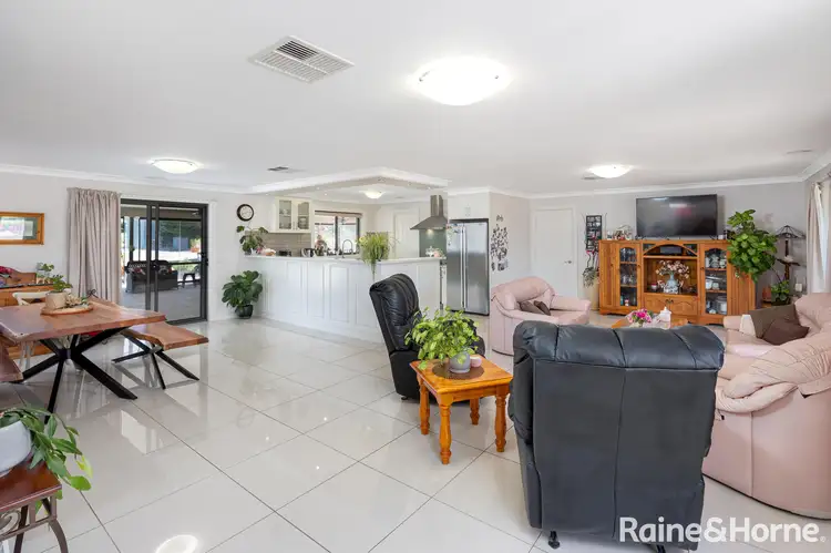 Fourth view of Homely house listing, 7 Robinia Place, Springvale NSW 2650