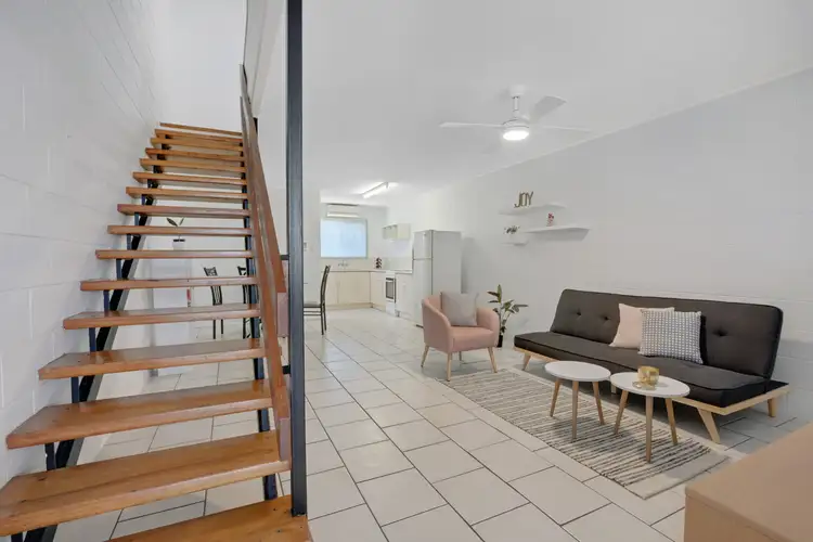 2/64 Carlyle Street, Mackay QLD 4740