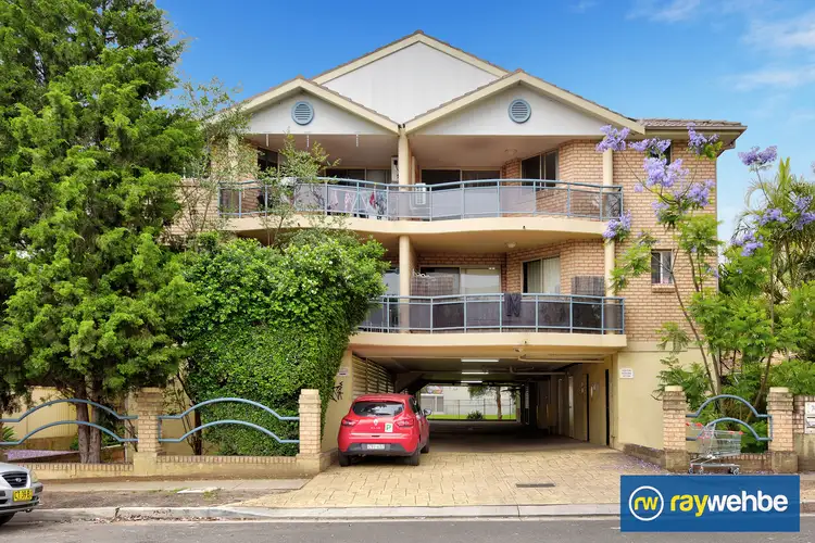 4/74-78 Newman Street, Merrylands NSW 2160