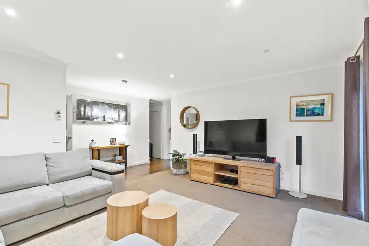Fourth view of Homely house listing, 2 Norfolk Close, Somerville VIC 3912