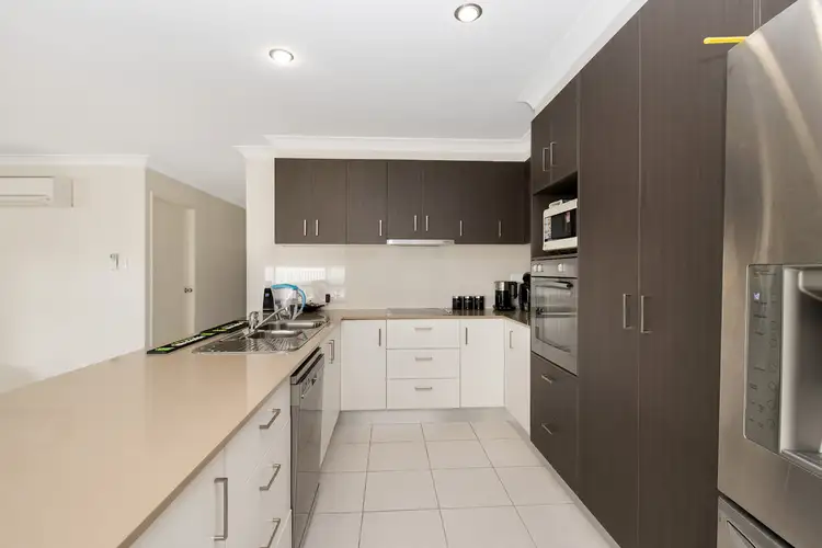 9 McKivat Drive, Springfield Lakes QLD 4300