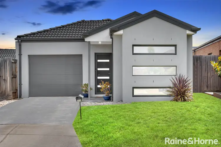 1/5 The Grove, Melton West VIC 3337