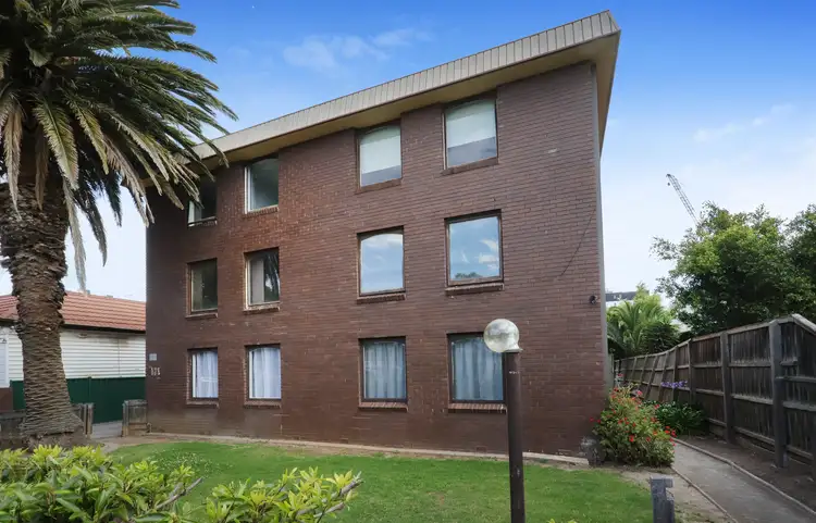 10/35 Pickett Street, Footscray VIC 3011