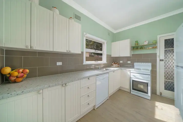 Fifth view of Homely house listing, 11 Tenth Ave, Budgewoi NSW 2262