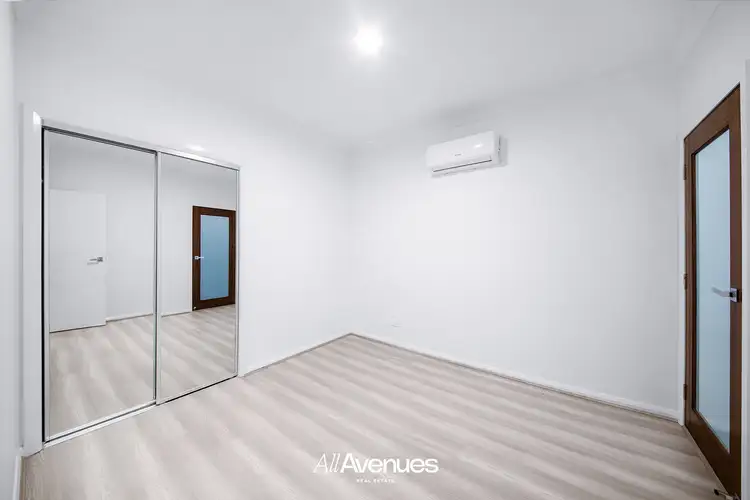 Fifth view of Homely house listing, 37 Ravello Avenue, Berwick VIC 3806