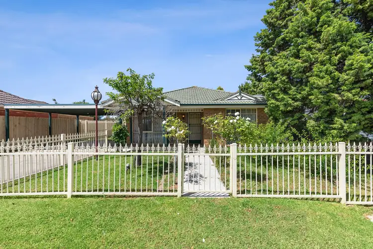 Main view of Homely house listing, 10 Sash Close, Carrum Downs VIC 3201