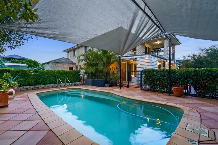 23 Huntly Place, Redland Bay QLD 4165
