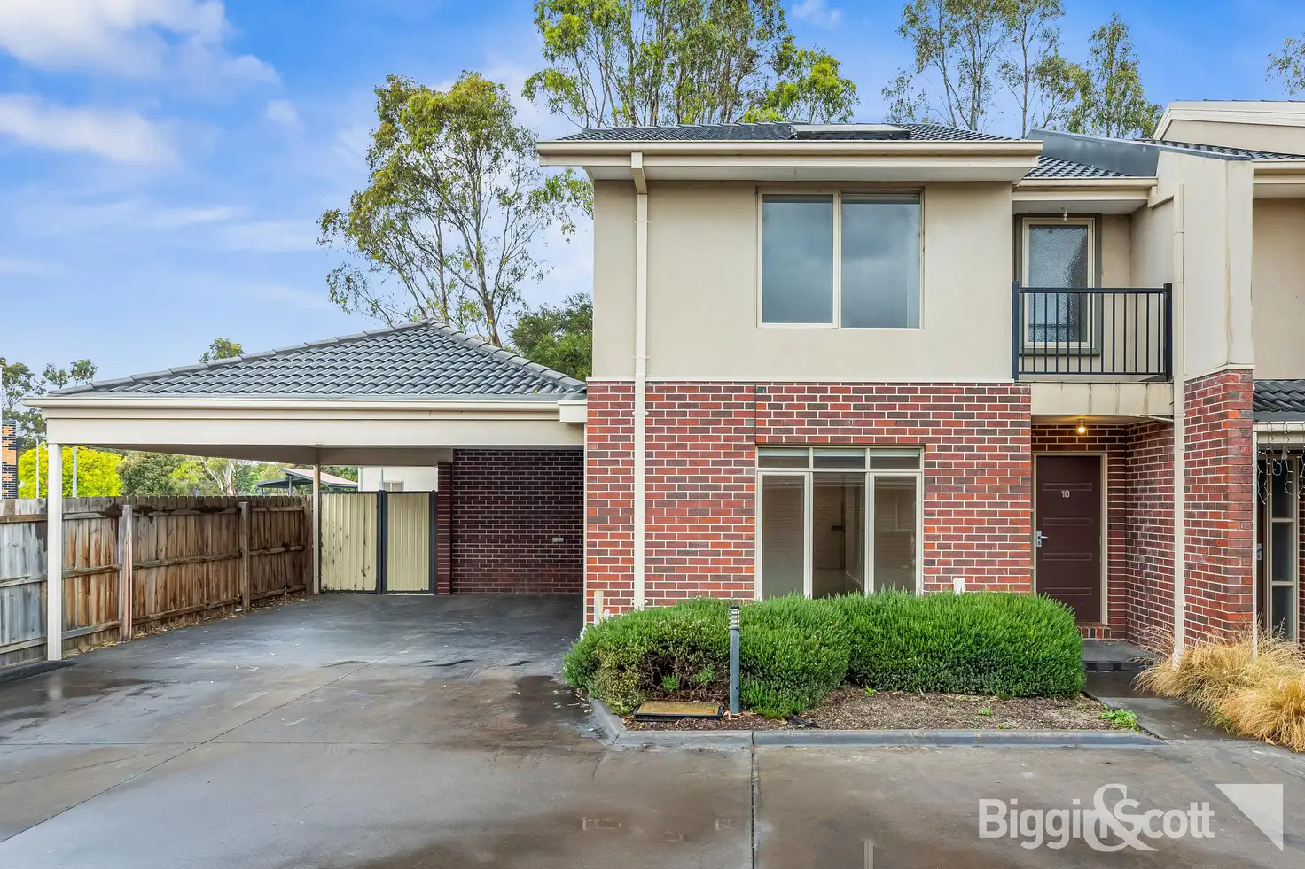 Main view of Homely townhouse listing, 10/139 Endeavour Drive, Cranbourne North VIC 3977