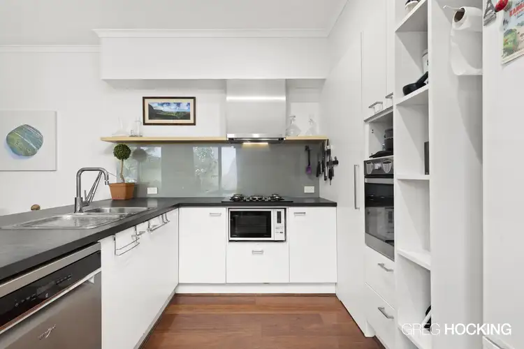 Fifth view of Homely house listing, 8 Muirfield Close, Heatherton VIC 3202