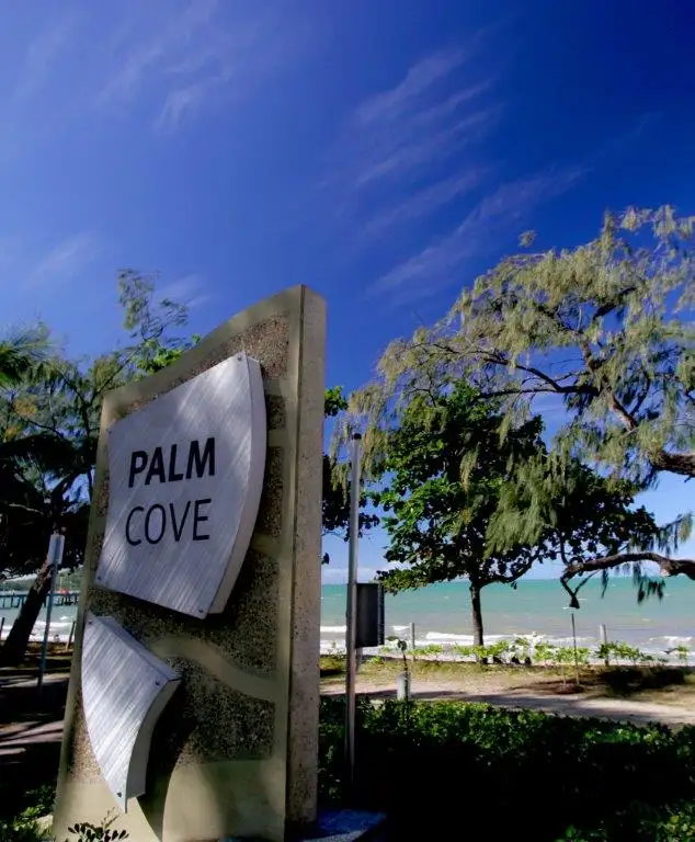 97A Cedar Rd, Palm Cove QLD 4879