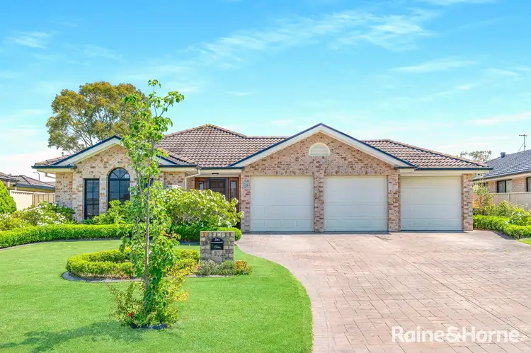 10 Mintbush Crescent, Worrigee NSW 2540