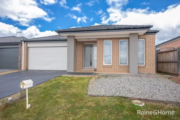 3 Blake Place, Brookfield VIC 3338