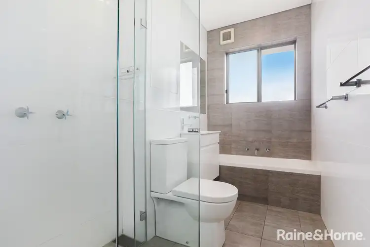 Third view of Homely apartment listing, 32/3 Moate Avenue, Brighton-Le-Sands NSW 2216