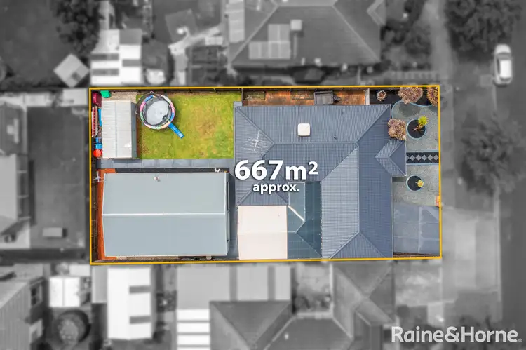 40 Charter Road East, Sunbury VIC 3429