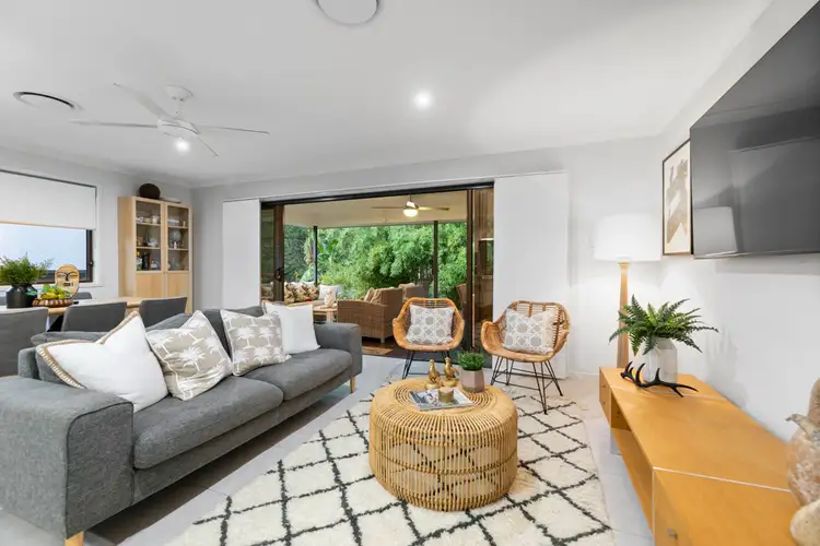 42 Lakefield Crescent, Beerwah QLD 4519