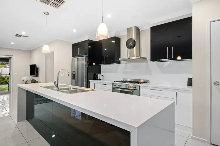 Sixth view of Homely house listing, 6 Britton Court, Jindera NSW 2642