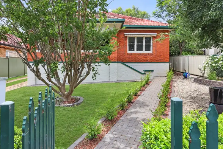 110 Upper Street, Tamworth NSW 2340