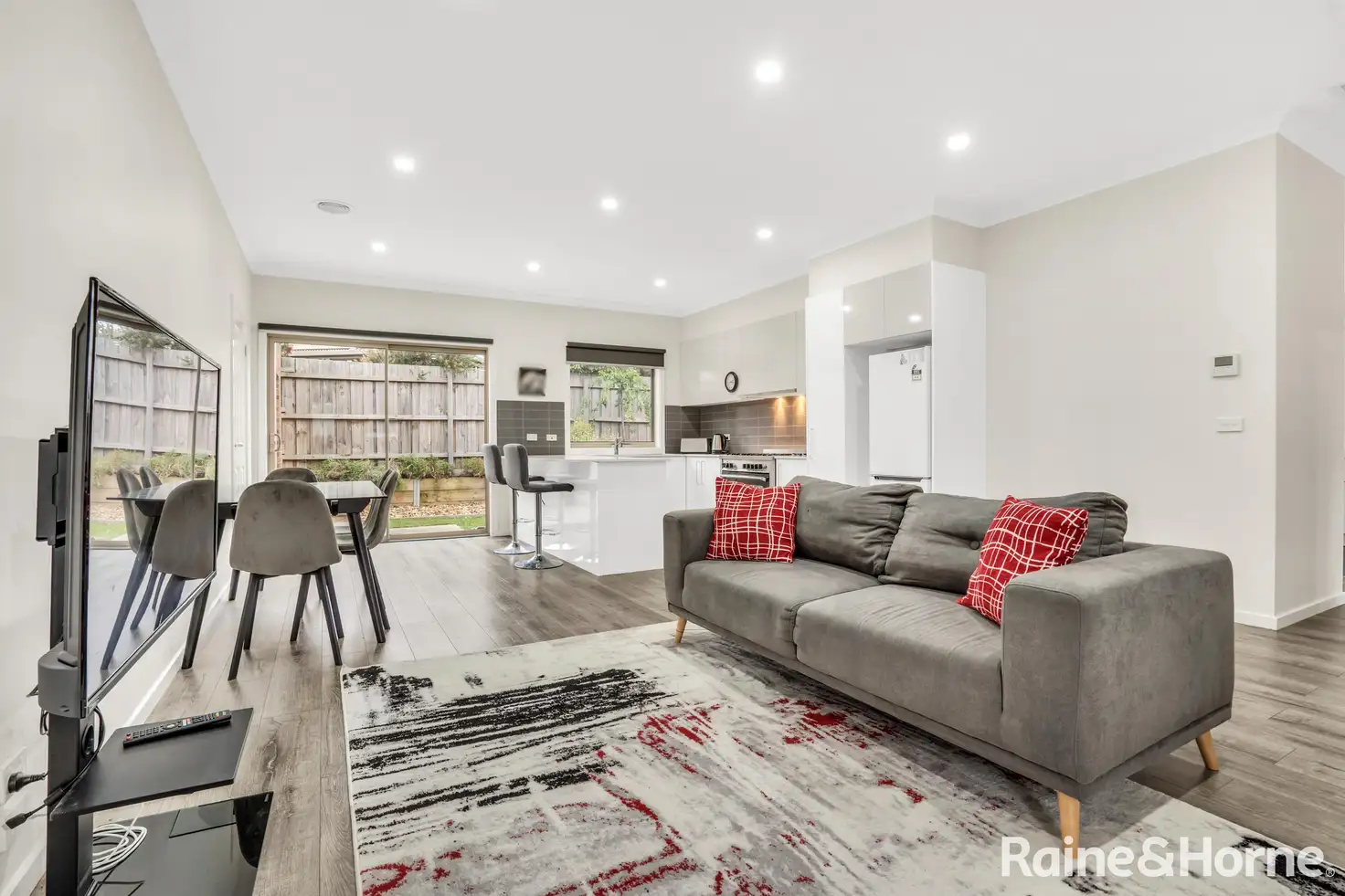 Main view of Homely unit listing, 2/45 Mahoneys Road, Riddells Creek VIC 3431