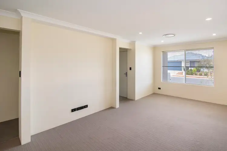 Fifth view of Homely house listing, 7 Castellar Pass, Yalyalup WA 6280