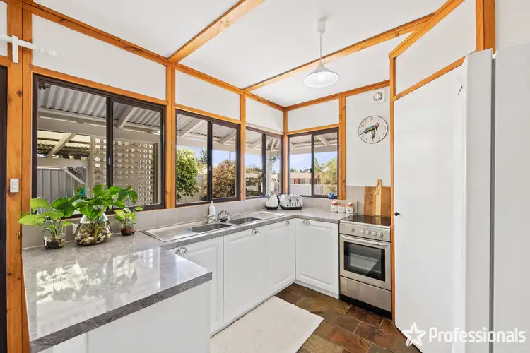 Second view of Homely house listing, 5 Teviot Close, Cape Burney WA 6532