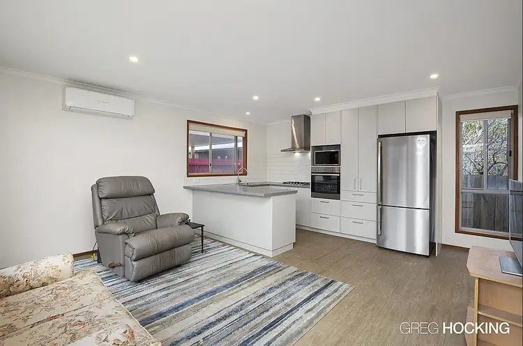 Main view of Homely villa listing, 2/9 Axelton Street, Cheltenham VIC 3192