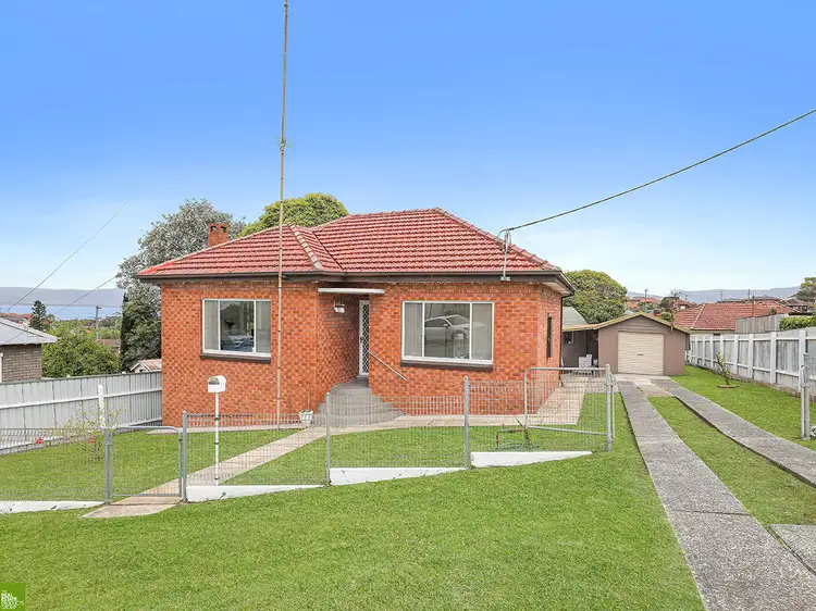 51 Third Avenue North, Warrawong NSW 2502