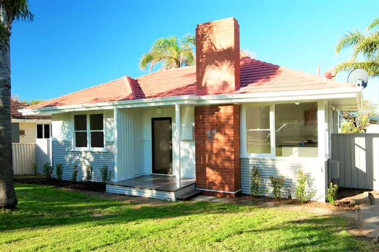 11 Cassia street, Rangeway WA 6530