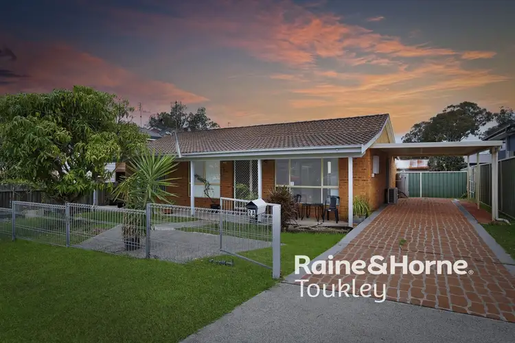 2A Melrose Avenue, Gorokan NSW 2263