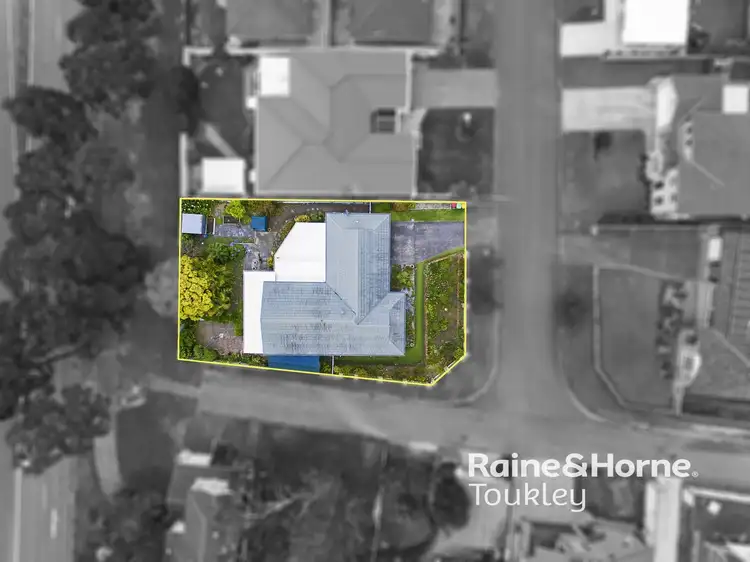 Second view of Homely house listing, 5 Reganza Street, Lake Haven NSW 2263