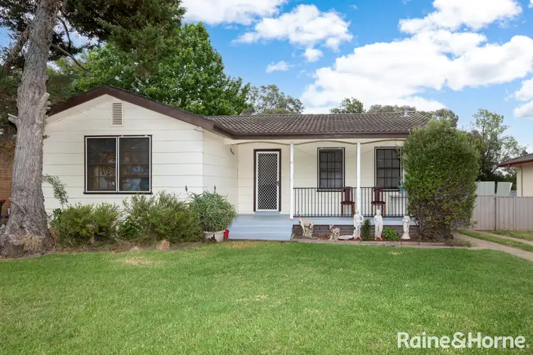 Main view of Homely house listing, 16 Warren Place, Mount Austin NSW 2650