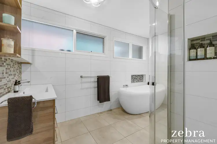 Fifth view of Homely house listing, 11 Warrawee Circuit, Frankston VIC 3199