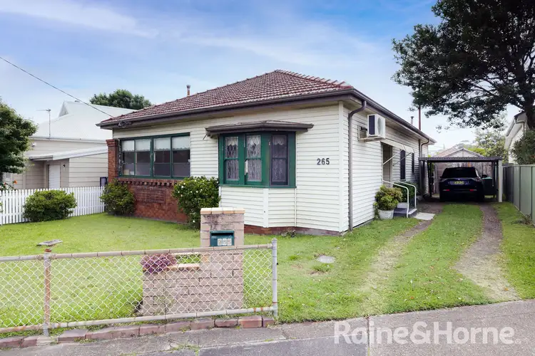 265 Glebe Road, Merewether NSW 2291