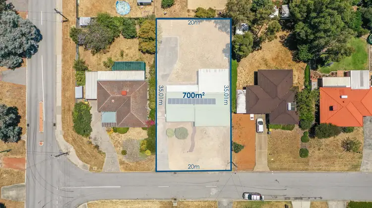 Second view of Homely house listing, 4 Windarra Way, Armadale WA 6112