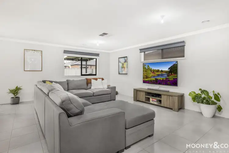 Fifth view of Homely house listing, 3 Haswell Street, Cranbourne East VIC 3977