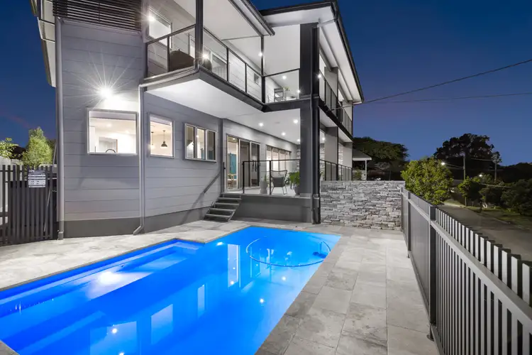 3 Stockwell Street
